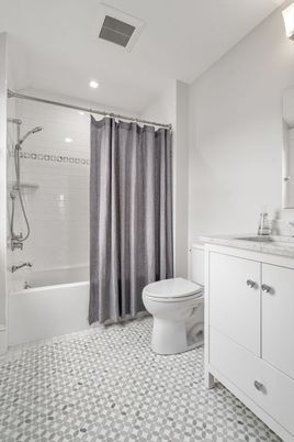 Bathroom, Interior, Recessed Lighting