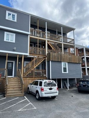 Exterior, Facade, Condo Building
