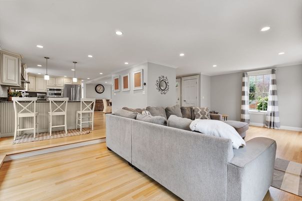 Interior, Kitchen, Living room, Pendant Lights, Recessed Lighting, Stainless Steel Appliances, Wood Texture Flooring