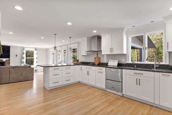 Interior, Kitchen, Living room, Pendant Lights, Recessed Lighting, Stainless Steel Appliances, Wood Texture Flooring