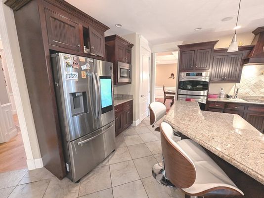 Interior, Kitchen, Pendant Lights, Recessed Lighting, Stainless Steel Appliances