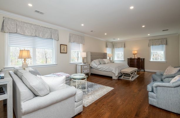 Bedroom, Interior, Living room, Recessed Lighting, Wood Texture Flooring