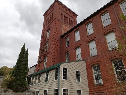 Exterior, Facade, Brick Facade, Rowhouse