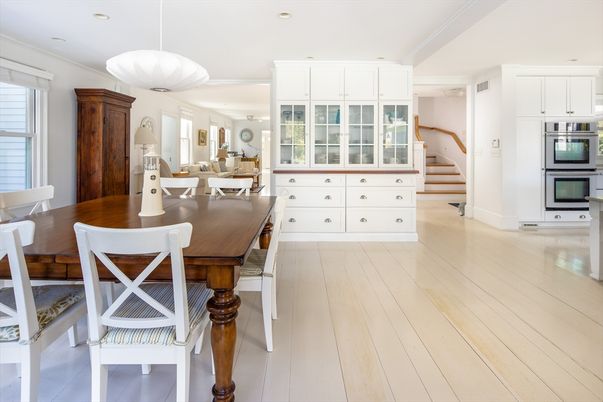Dining room, Interior, Kitchen, Living room, Pendant Lights, Recessed Lighting, Stainless Steel Appliances, Wood Texture Flooring