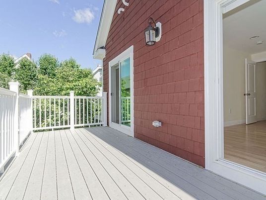 Exterior, Wood Texture Flooring