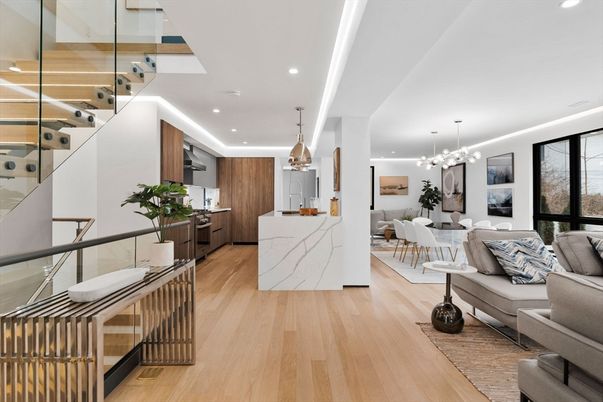 Dining room, Interior, Kitchen, Living room, Pendant Lights, Recessed Lighting, Stainless Steel Appliances, Wood Texture Flooring