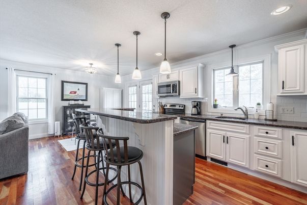 Interior, Kitchen, Pendant Lights, Recessed Lighting, Wood Texture Flooring