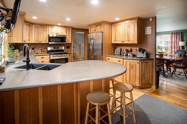 Dining room, Interior, Kitchen, Recessed Lighting, Stainless Steel Appliances, Wood Texture Flooring