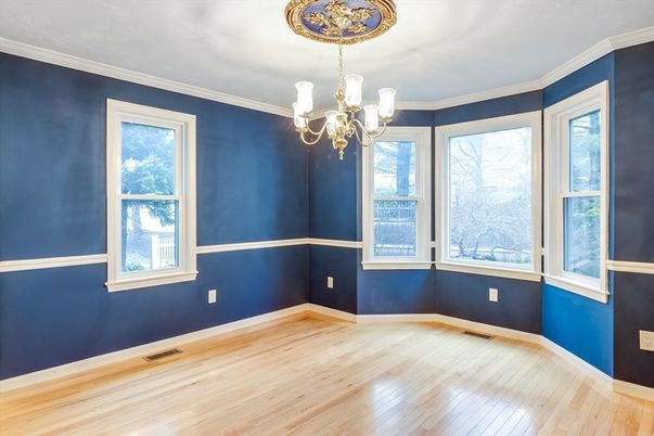 Chandelier, Empty room, Interior, Wood Texture Flooring