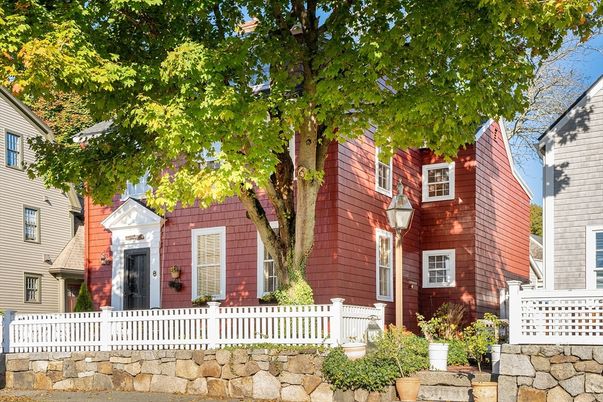 Exterior, Facade, Cape Cod