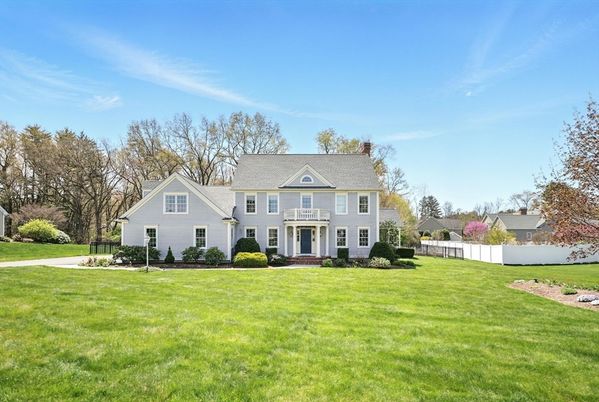 Backyard, Exterior, Facade, Farmhouse
