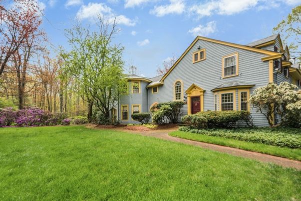 Backyard, Exterior, Facade, Farmhouse
