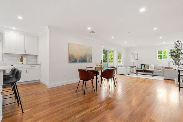 Dining room, Interior, Living room, Recessed Lighting, Wood Texture Flooring