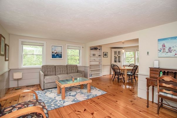 Dining room, Interior, Living room, Pendant Lights, Wood Texture Flooring