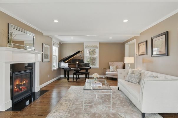Fireplace, Interior, Living room, Piano, Recessed Lighting, Wood Texture Flooring