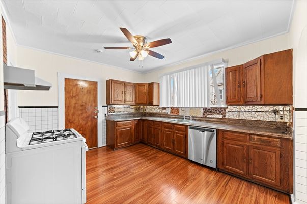Interior, Kitchen, Wood Texture Flooring