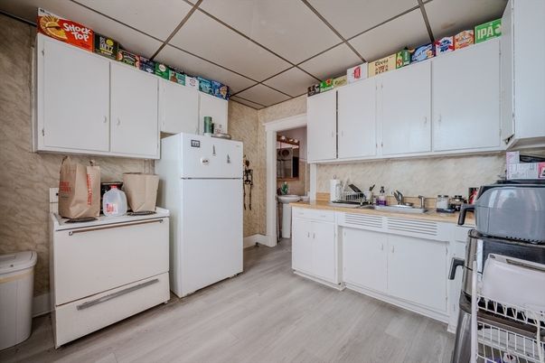Interior, Kitchen, Wood Texture Flooring