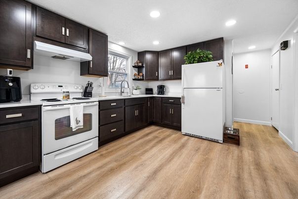 Interior, Kitchen, Recessed Lighting, Wood Texture Flooring