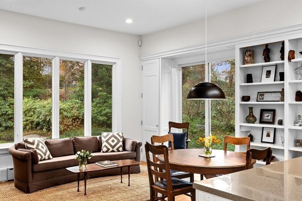 Dining room, Interior, Living room, Pendant Lights, Recessed Lighting
