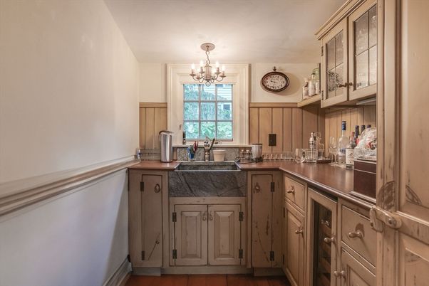 Chandelier, Interior, Kitchen