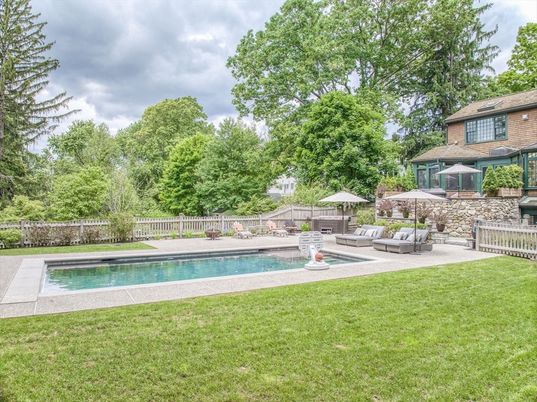 Backyard, Exterior, Pool