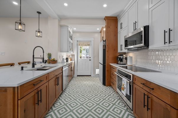 Interior, Kitchen, Pendant Lights, Recessed Lighting, Stainless Steel Appliances