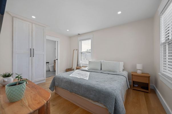 Bathroom, Bedroom, Interior, Recessed Lighting, Wood Texture Flooring
