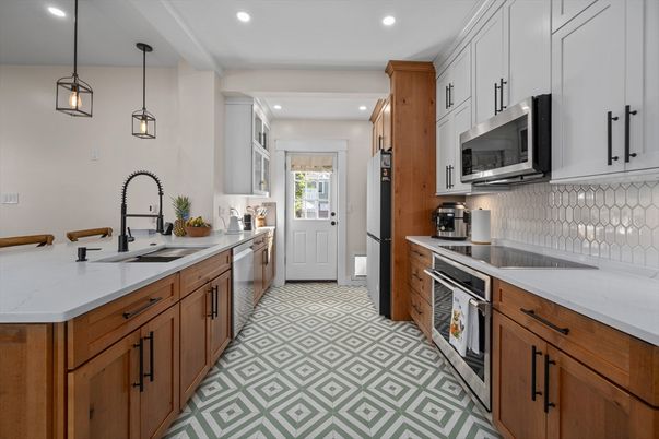 Interior, Kitchen, Pendant Lights, Recessed Lighting, Stainless Steel Appliances