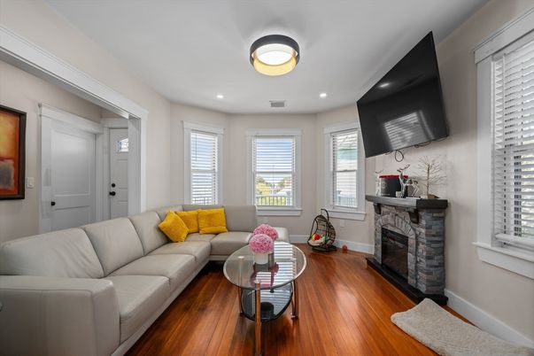 Fireplace, Interior, Living room, Recessed Lighting, Wood Texture Flooring