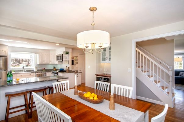 Chandelier, Dining room, Interior, Kitchen, Recessed Lighting, Stainless Steel Appliances, Wood Texture Flooring