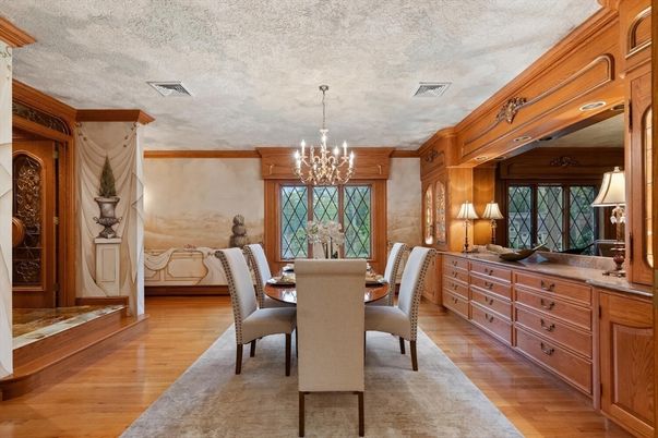 Chandelier, Dining room, Interior, Wood Texture Flooring, Wooden Walls