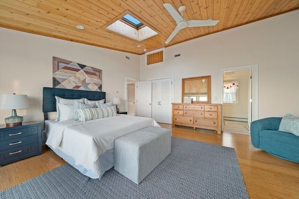 Bedroom, Interior, Wooden Ceilings, Wood Texture Flooring