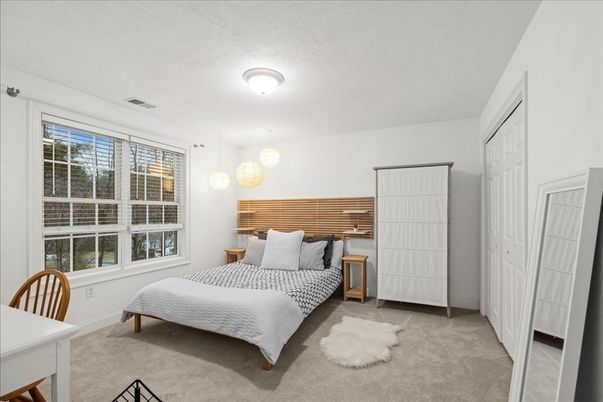Bedroom, Interior, Pendant Lights