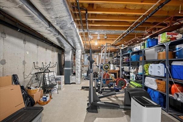 Fitness Equipment, Interior, Wooden Beams