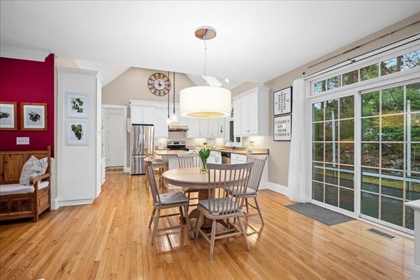 Dining room, Interior, Kitchen, Pendant Lights, Stainless Steel Appliances, Wood Texture Flooring