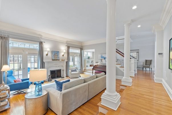 Fireplace, Interior, Living room, Piano, Recessed Lighting, Wood Texture Flooring