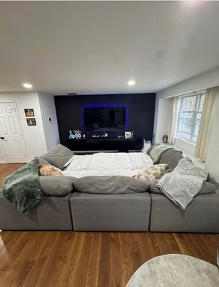 Bedroom, Interior, Living room, Recessed Lighting, Wood Texture Flooring