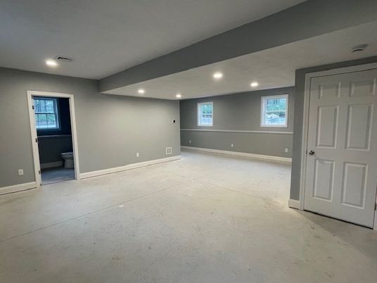 Bathroom, Empty room, Interior, Recessed Lighting