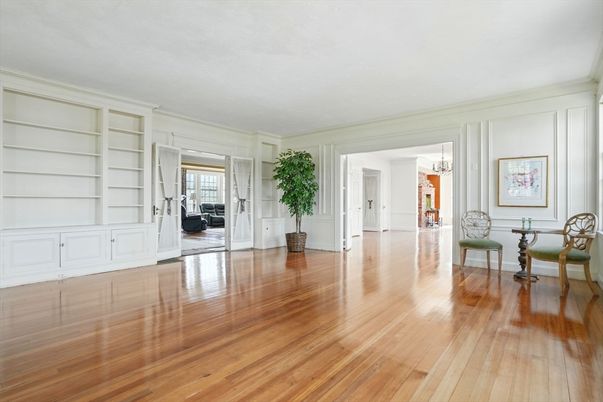 Chandelier, Empty room, Interior, Wood Texture Flooring