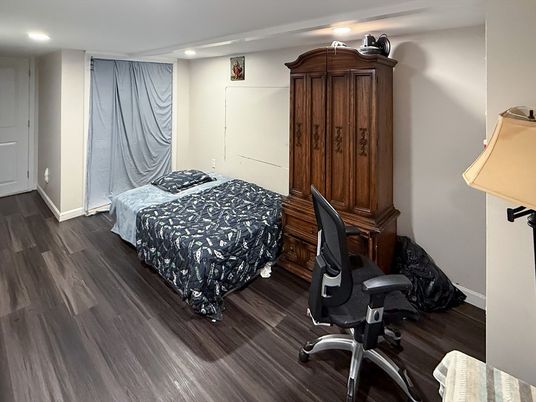 Bedroom, Home Office, Interior, Recessed Lighting, Wood Texture Flooring