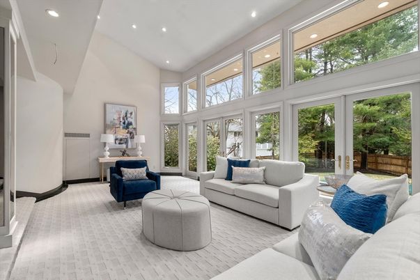 Interior, Living room, Recessed Lighting, Sun Room