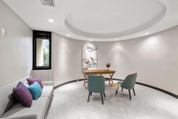 Dining room, Interior, Recessed Lighting