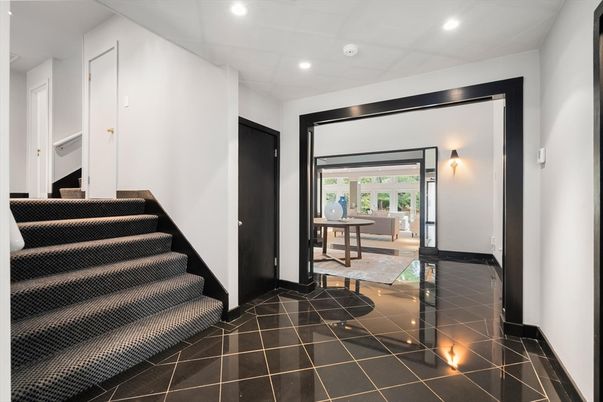 Interior, Recessed Lighting