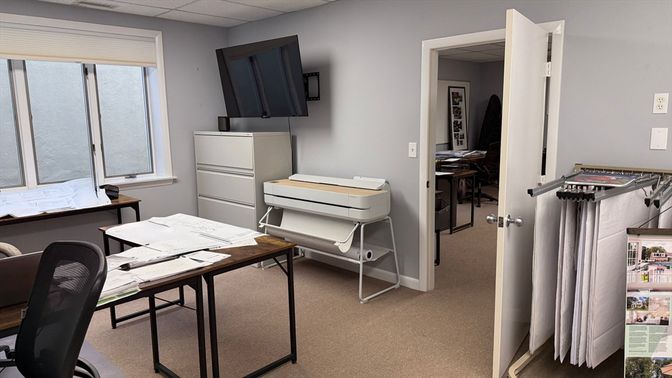 Home Office, Interior