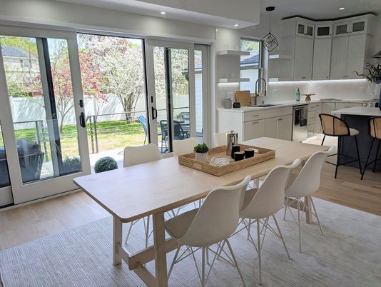 Dining room, Interior, Kitchen, Pendant Lights, Recessed Lighting, Wood Texture Flooring