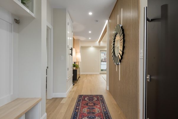 Interior, Recessed Lighting, Wood Texture Flooring