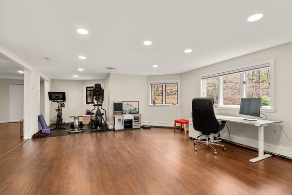 Fitness Equipment, Home Office, Interior, Recessed Lighting, Wood Texture Flooring