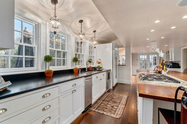 Chandelier, Interior, Kitchen, Pendant Lights, Recessed Lighting, Stainless Steel Appliances, Wood Texture Flooring