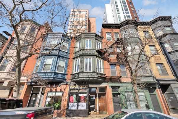 Exterior, Facade, Brick Facade, Rowhouse