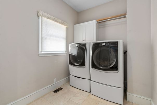 Interior, Utility Closets, Washer